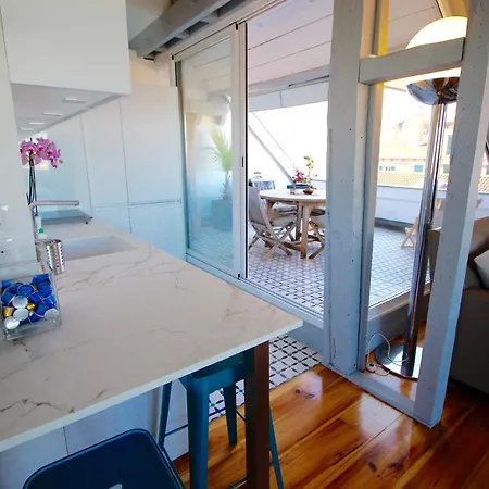 Apartment Loft En Duplex Avec Terrasse Halles Biarritz
