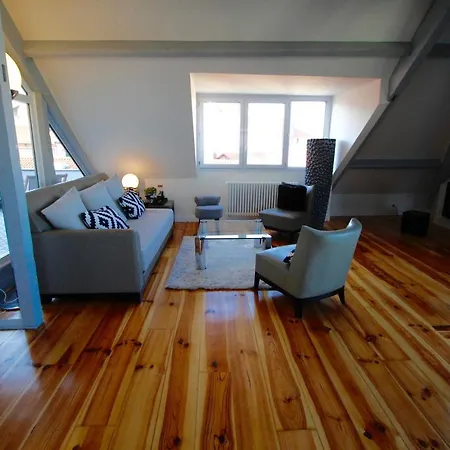 Loft En Duplex Avec Terrasse Halles